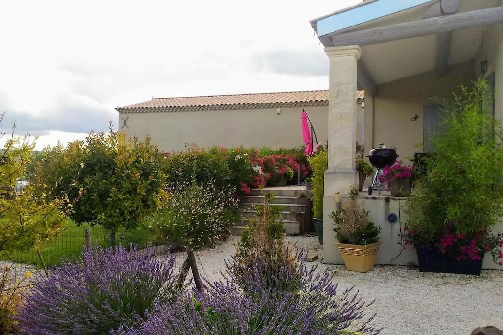 Gite Le Petit Luberon Coquelicot Coustellet Appartement