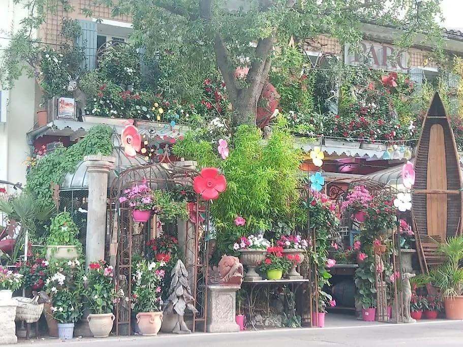 Appartement Gite Le Petit Luberon Coquelicot Coustellet