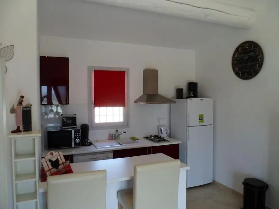 Gite Le Petit Luberon Coquelicot Coustellet Apartment